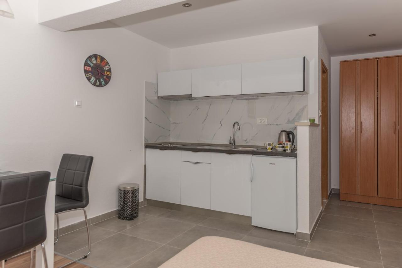 Ferienwohnung Nina Seaview Baška Voda Exterior foto